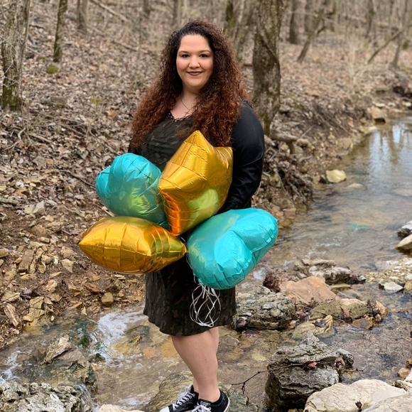 Welcome To My Closet - Picture 5 of 6